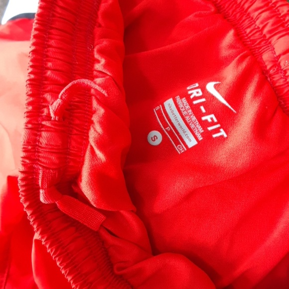 Nike Dri-Fit Red Tempo Blacktrim Drawstring Shorts - Picture 6 of 8